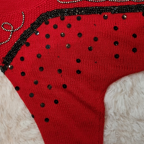 Cannelloni hand knit, hand beaded red dolman sleeve sweater - Picture 4 of 12